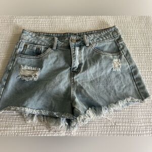 Le Lis Women’s Ripped Distressed Light Wash Denim Jean Shorts Size Medium